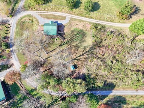 A home in Hayesville