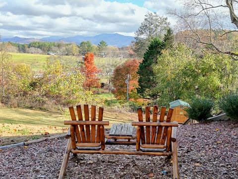 A home in Hayesville