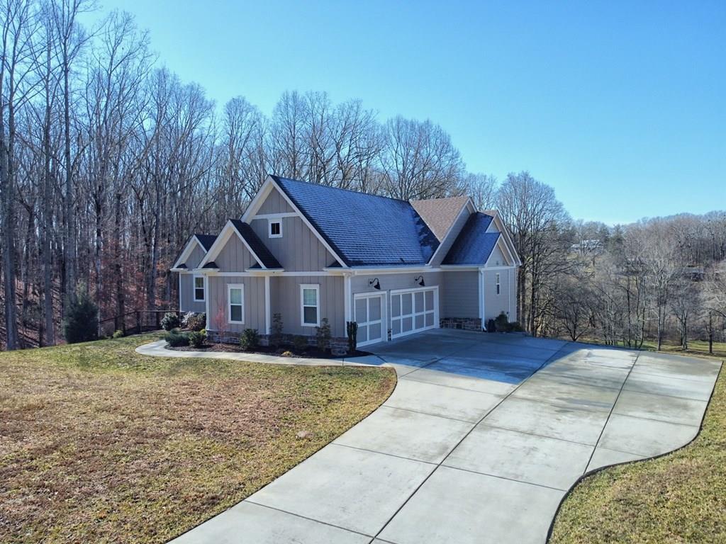 888 Reserve Road