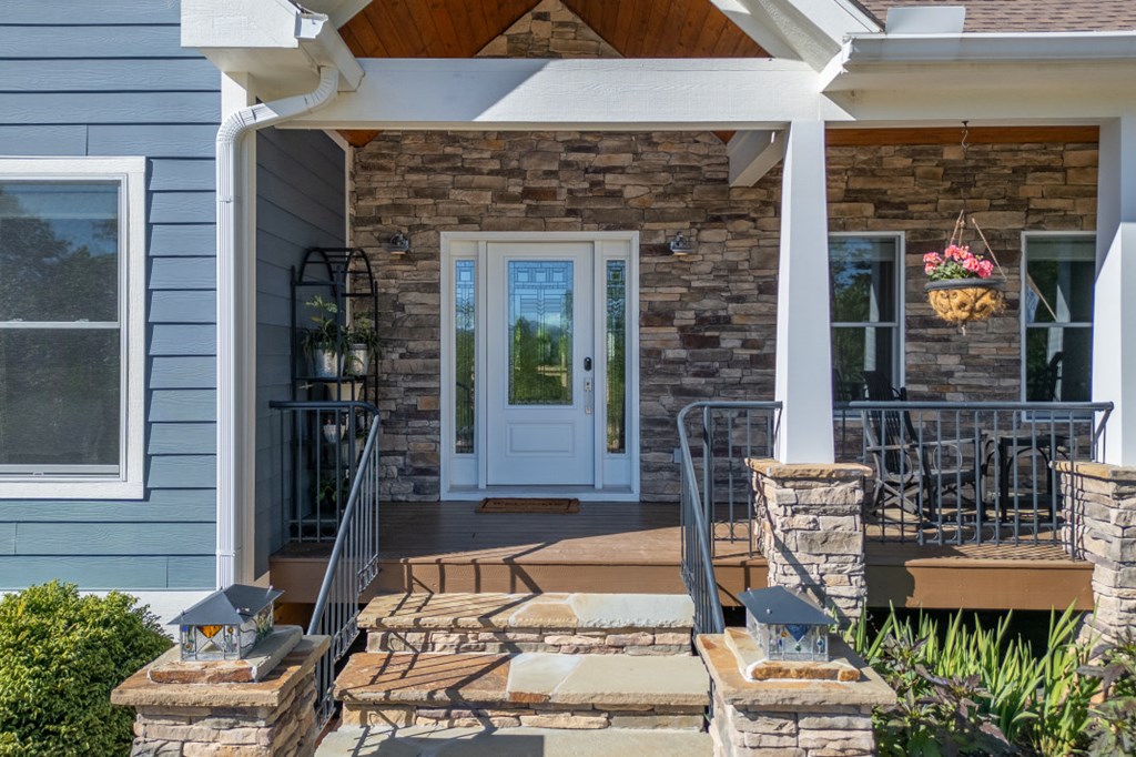 128 Gray Eagle Lane