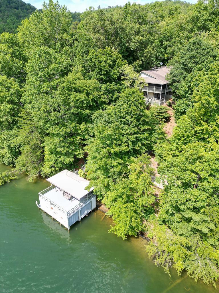 888 Moccasin Creek Road