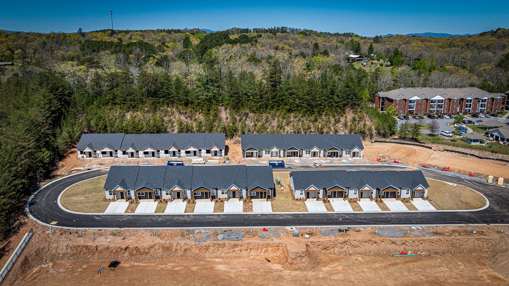 Unit 31 Grove Loop