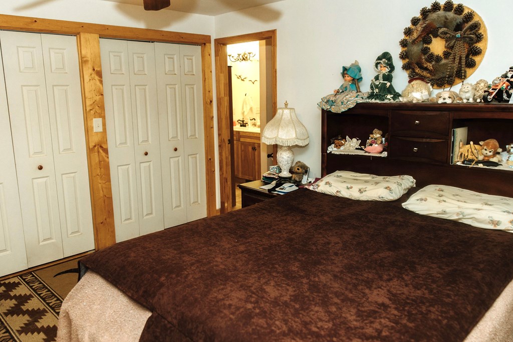 837 River Forest Run