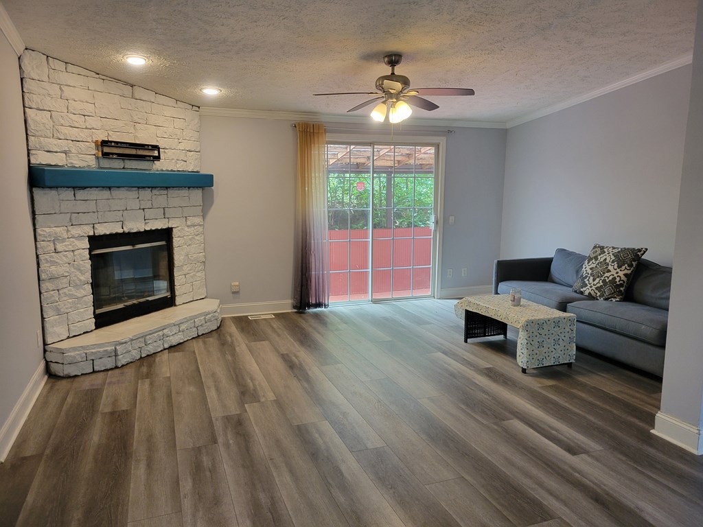 163 Jasmin Court