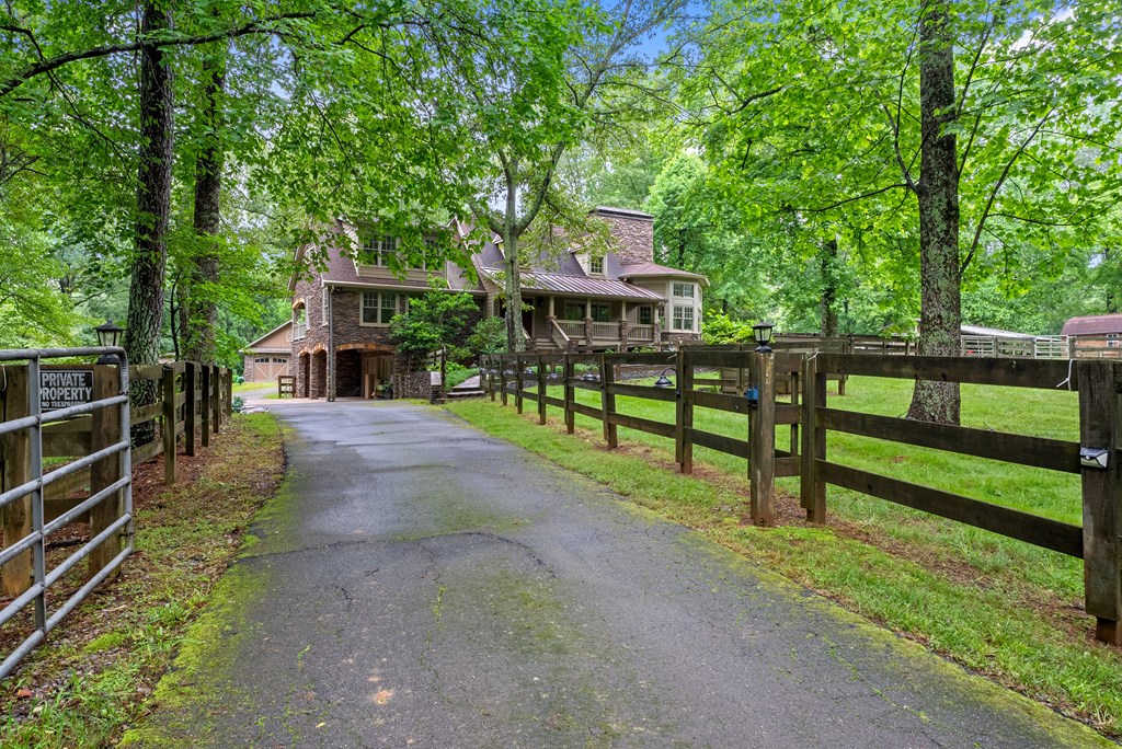 802 Old Mill Trail