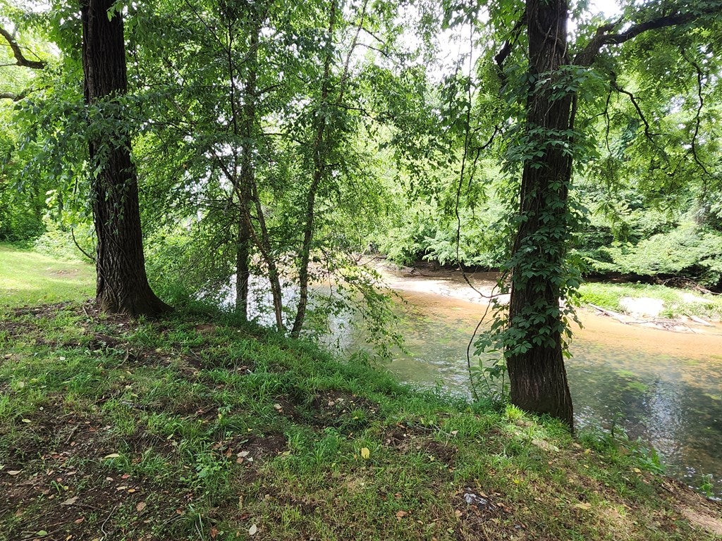 N/A Rivers Edge Drive