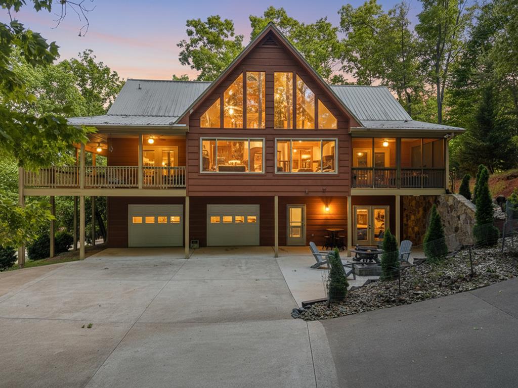 789 Gateway Drive