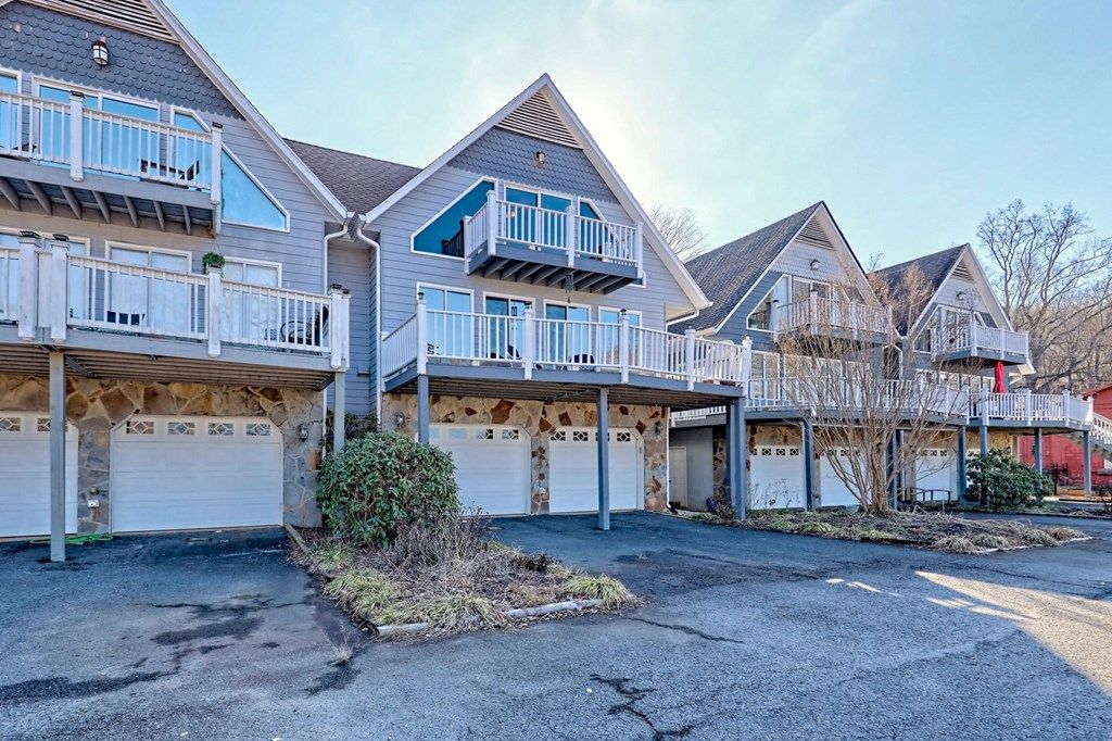 listing image 64