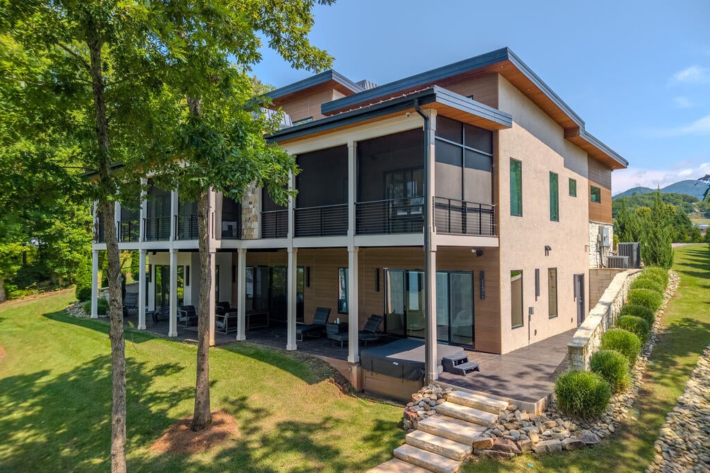 114 Hersie Point