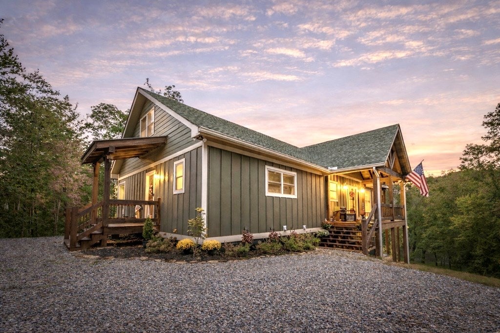 44 Lower Toccoa Hills
