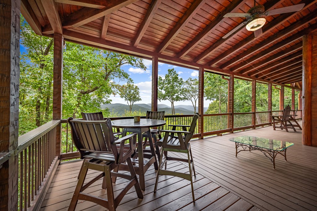 Morganton, Georgia, 30560, United States, 4 Bedrooms Bedrooms, ,5 BathroomsBathrooms,Residential,Active,1952626