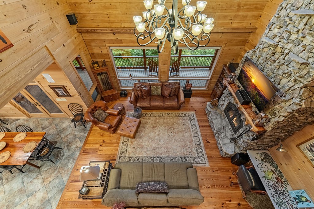 Morganton, Georgia, 30560, United States, 4 Bedrooms Bedrooms, ,5 BathroomsBathrooms,Residential,Active,1952626