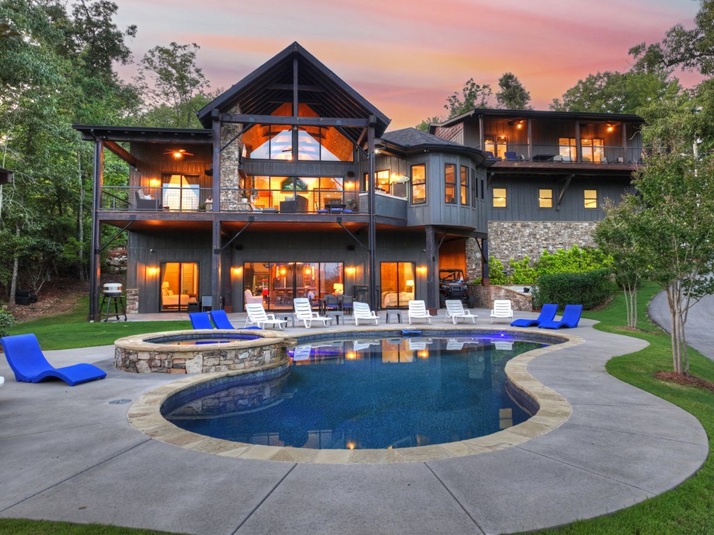 66 Rome Point