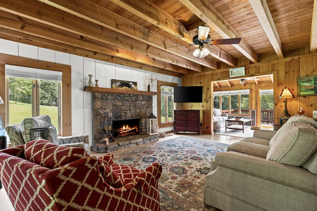 167 Halls Hidden Cove