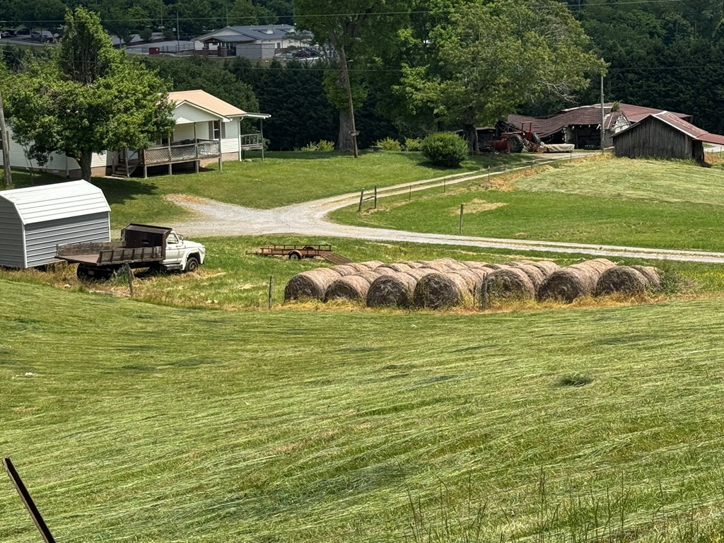 1 Hwy 64 Business
