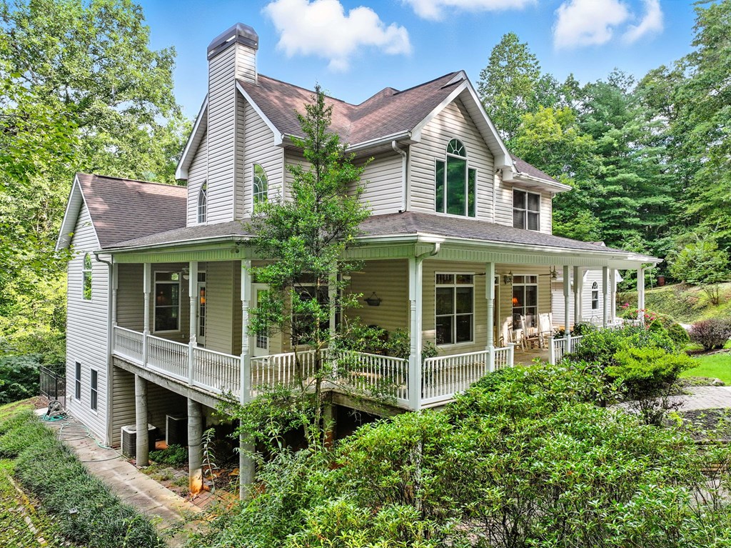 137 W Mountaintown Trail