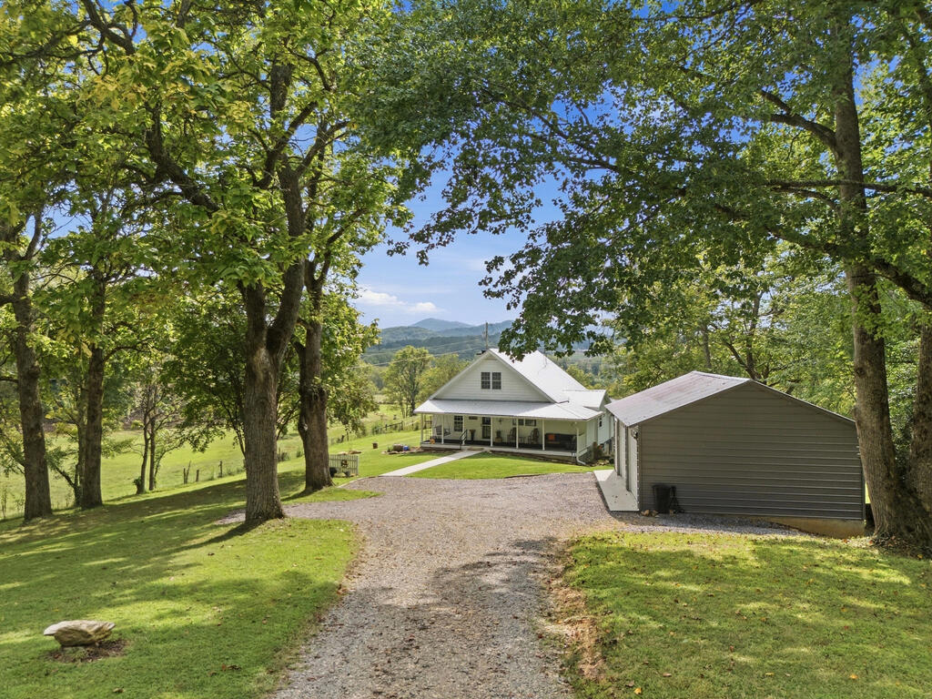 1038 Jarrett Road