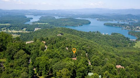 A home in Hayesville