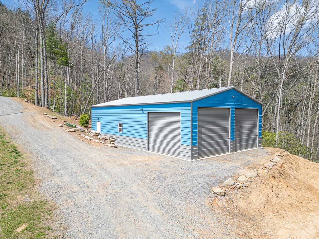 64 Adkins Hollifield Road
