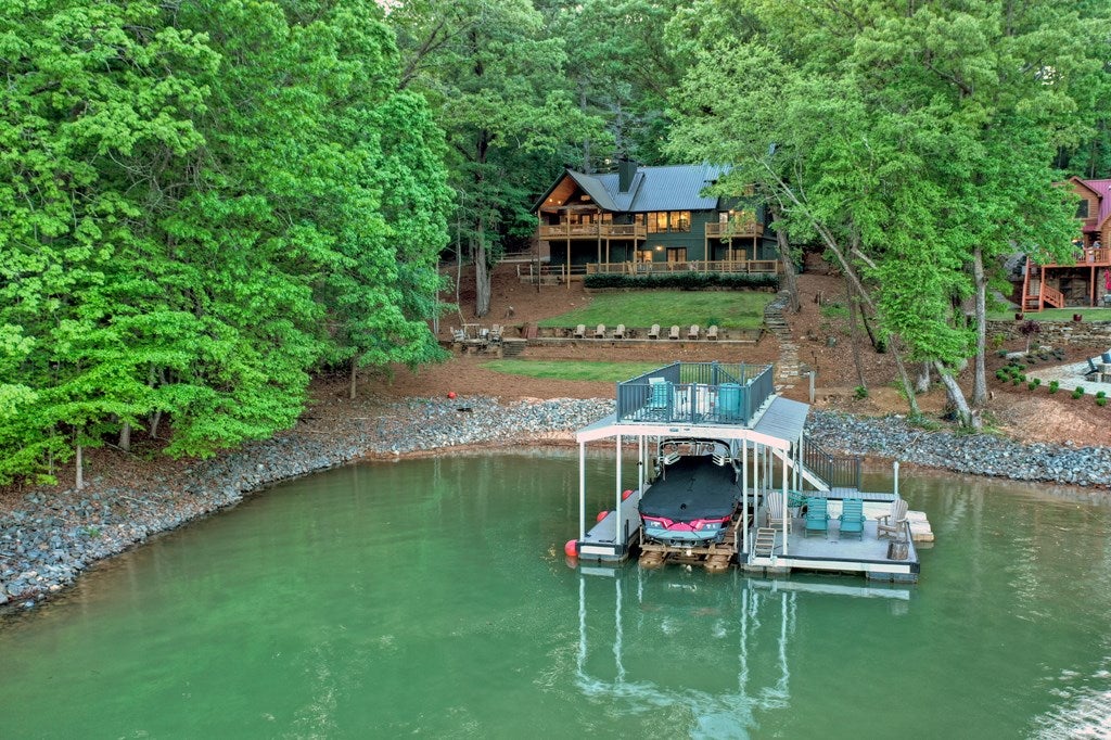 143 Heritage Point