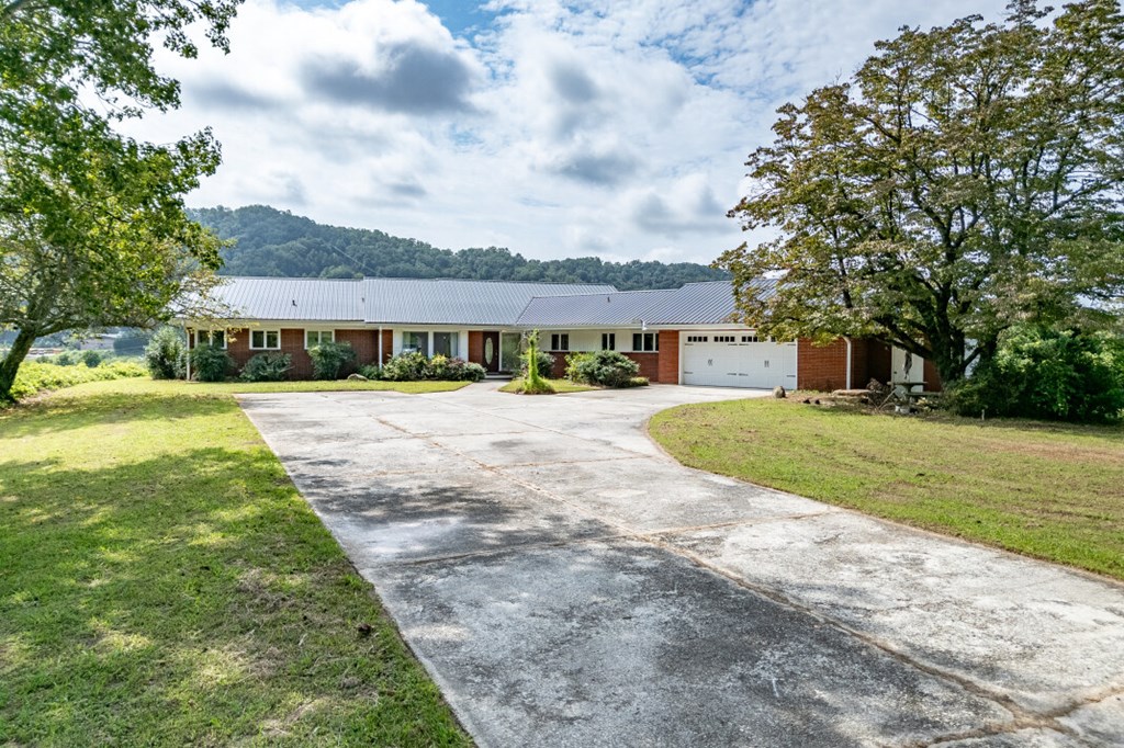 212 Natural Springs Drive