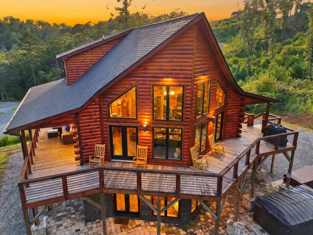 643 Woodstone Trail