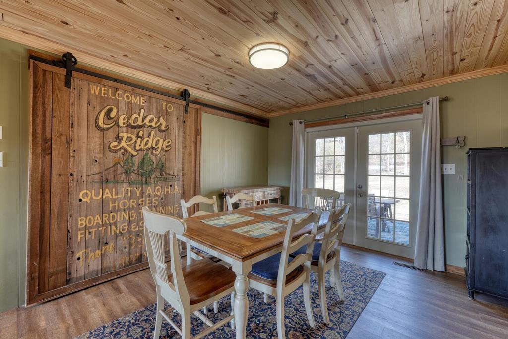 85 Chatuge Shores Circle