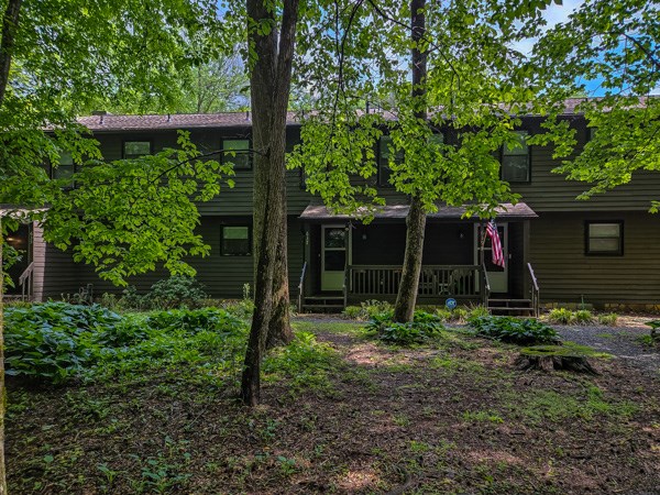 637 Riverside Drive