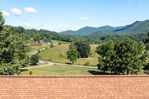 A home in Hayesville