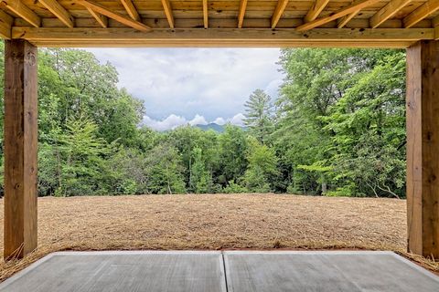 A home in Hayesville