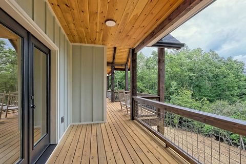 A home in Hayesville