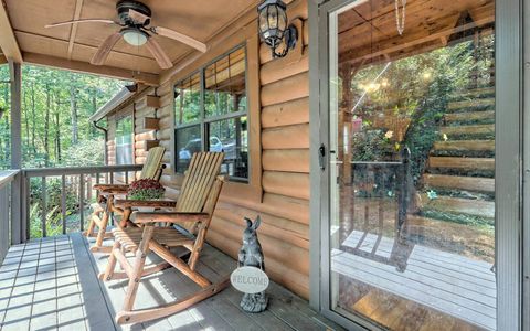 A home in Hiawassee