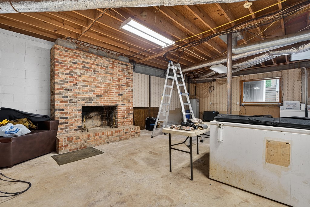 Dahlonega, Georgia, 30533, United States, 5 Bedrooms Bedrooms, ,4 BathroomsBathrooms,Residential,Active,2044582