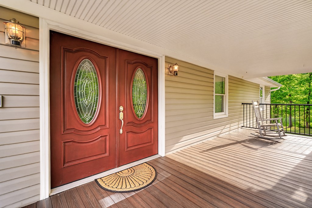 Dahlonega, Georgia, 30533, United States, 5 Bedrooms Bedrooms, ,4 BathroomsBathrooms,Residential,Active,2044582