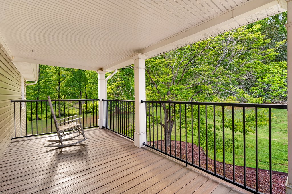 Dahlonega, Georgia, 30533, United States, 5 Bedrooms Bedrooms, ,4 BathroomsBathrooms,Residential,Active,2044582