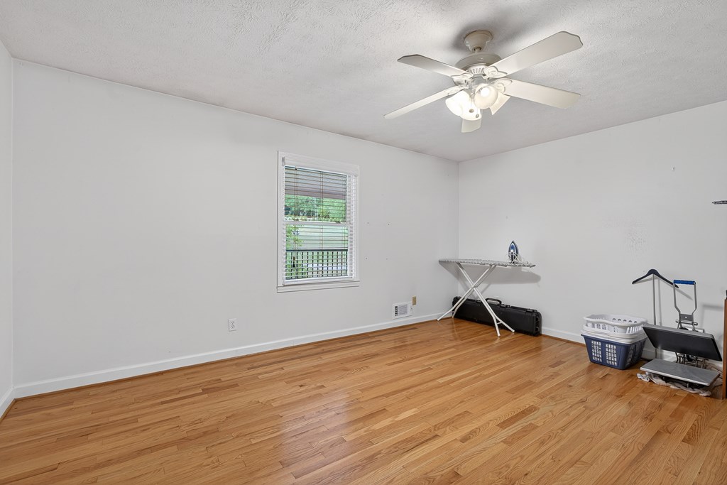 Dahlonega, Georgia, 30533, United States, 5 Bedrooms Bedrooms, ,4 BathroomsBathrooms,Residential,Active,2044582