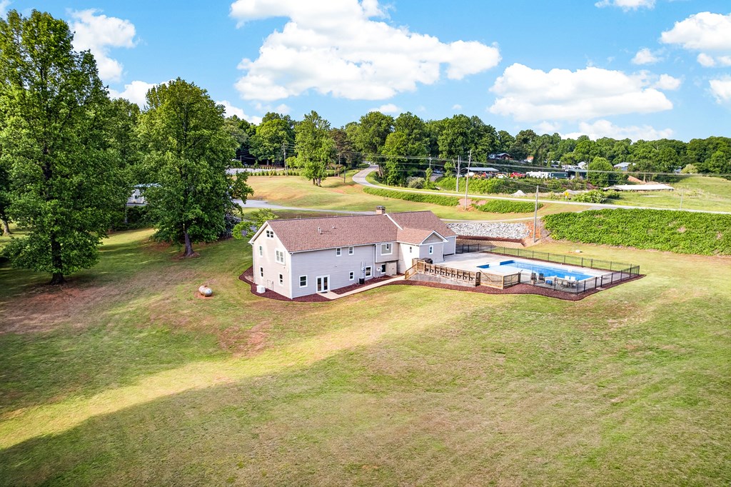 Dahlonega, Georgia, 30533, United States, 5 Bedrooms Bedrooms, ,4 BathroomsBathrooms,Residential,Active,2044582