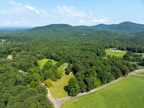 A home in Ellijay