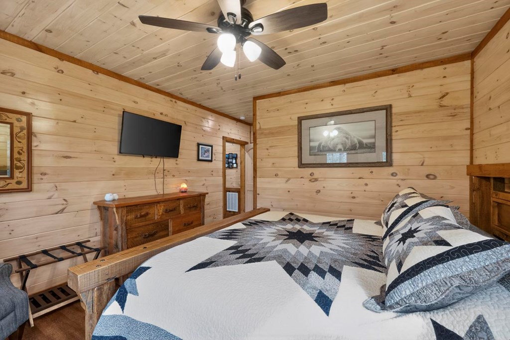 Morganton, Georgia, 30560, United States, 3 Bedrooms Bedrooms, ,3 BathroomsBathrooms,Residential,Active,2031744