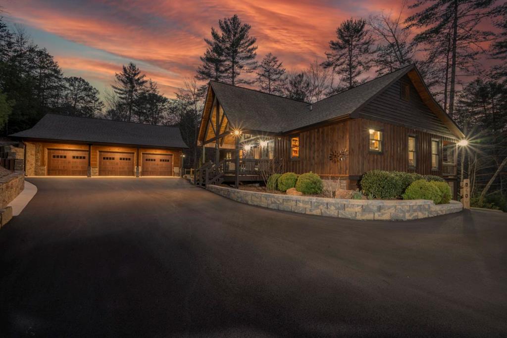 Morganton, Georgia, 30560, United States, 3 Bedrooms Bedrooms, ,3 BathroomsBathrooms,Residential,Active,2031744