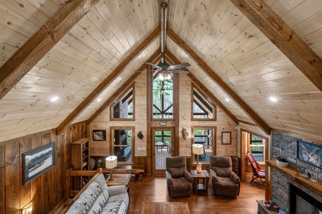 Morganton, Georgia, 30560, United States, 3 Bedrooms Bedrooms, ,3 BathroomsBathrooms,Residential,Active,2031744
