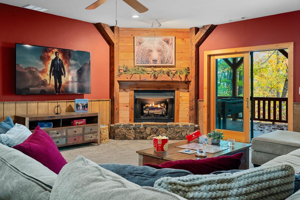 Morganton, Georgia, 30560, United States, 4 Bedrooms Bedrooms, ,4 BathroomsBathrooms,Residential,Active,2027048