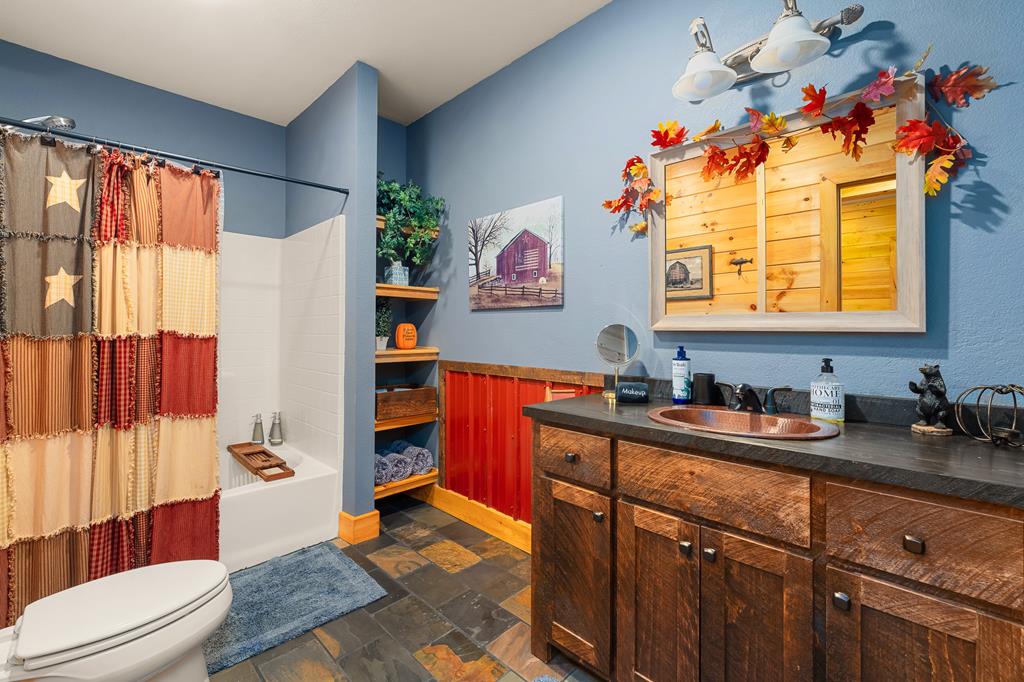 Morganton, Georgia, 30560, United States, 4 Bedrooms Bedrooms, ,4 BathroomsBathrooms,Residential,Active,2027048