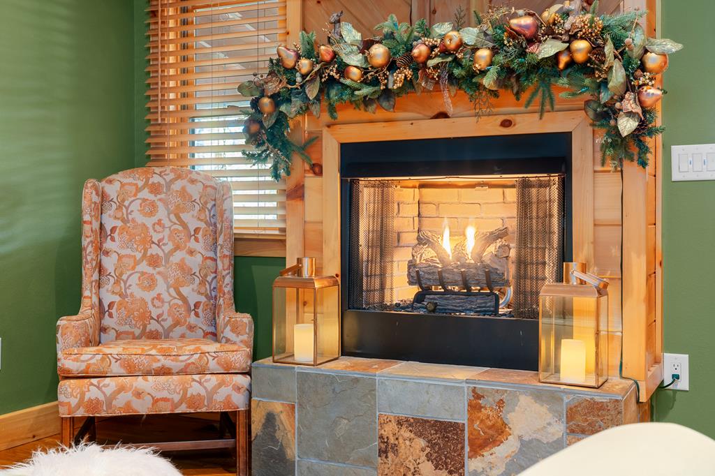 Morganton, Georgia, 30560, United States, 4 Bedrooms Bedrooms, ,4 BathroomsBathrooms,Residential,Active,2027048