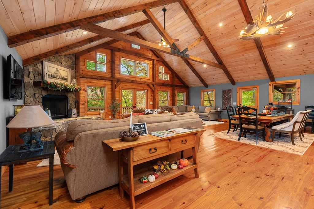 Morganton, Georgia, 30560, United States, 4 Bedrooms Bedrooms, ,4 BathroomsBathrooms,Residential,Active,2027048