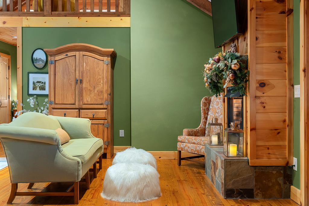 Morganton, Georgia, 30560, United States, 4 Bedrooms Bedrooms, ,4 BathroomsBathrooms,Residential,Active,2027048