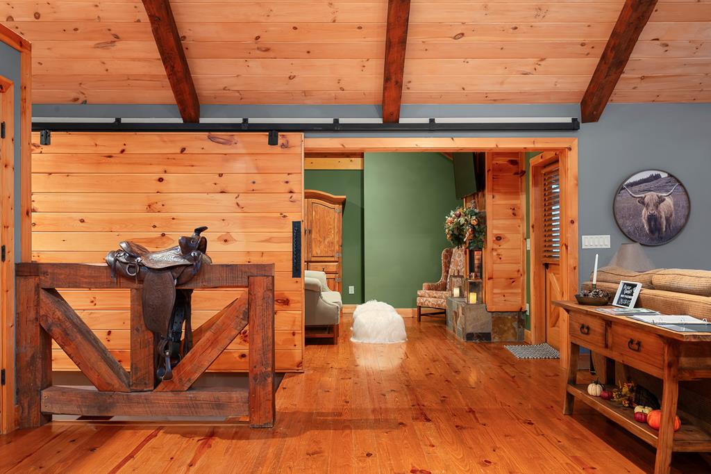 Morganton, Georgia, 30560, United States, 4 Bedrooms Bedrooms, ,4 BathroomsBathrooms,Residential,Active,2027048