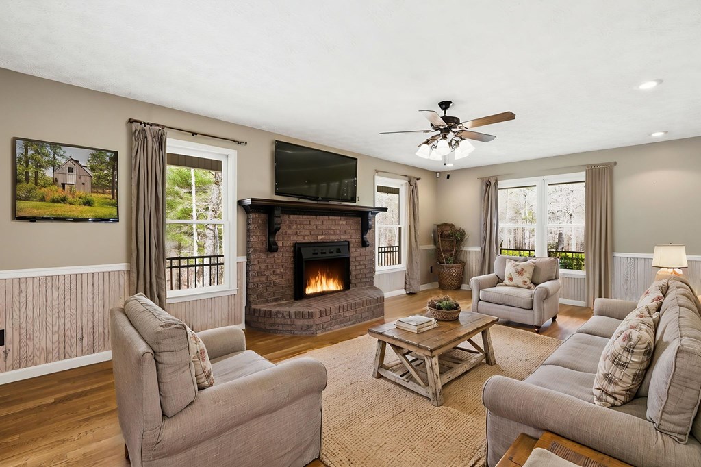 Ellijay, Georgia, 30540, United States, 3 Bedrooms Bedrooms, ,4 BathroomsBathrooms,Residential,Active,2025626