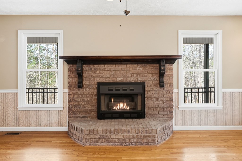 Ellijay, Georgia, 30540, United States, 3 Bedrooms Bedrooms, ,4 BathroomsBathrooms,Residential,Active,2025626