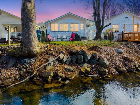 4117 Riverbank Run Hiawassee GA 30546